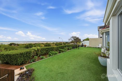 Property photo of 56 Southern Cross Circle Ocean Reef WA 6027