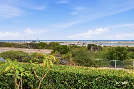 Property photo of 56 Southern Cross Circle Ocean Reef WA 6027