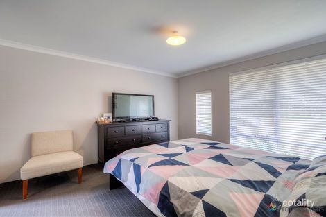 Property photo of 44 Kalari Drive Wattle Grove WA 6107