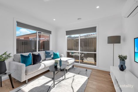 Property photo of 4 Volta Lane Pakenham VIC 3810