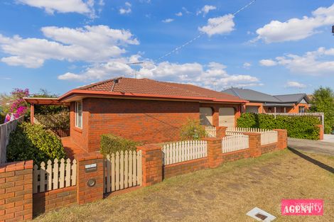 13 Trenton Pde, St Albans Park, VIC 3219