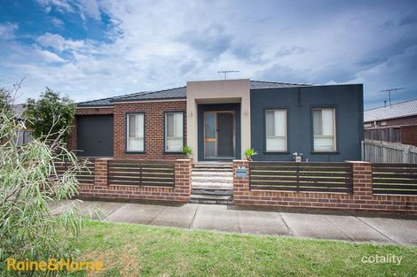 2/76 Charter Rd W, Sunbury, VIC 3429