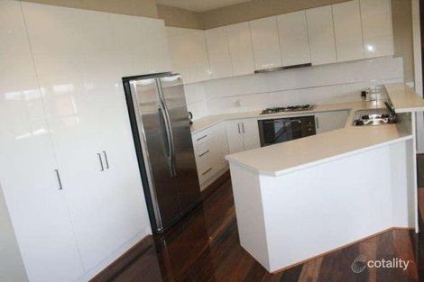 Property photo of 8 Dartmoor Court Alfredton VIC 3350