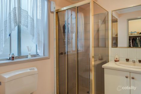 Property photo of 5 Conran Avenue Endeavour Hills VIC 3802