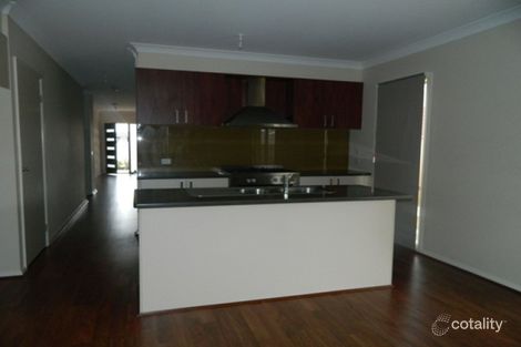 Property photo of 8 Almondsbury Avenue Berwick VIC 3806