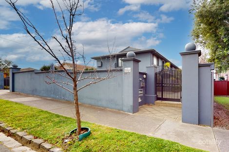 2/10 Braemar St, Essendon, VIC 3040