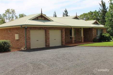 Property photo of 3 Renshaw Drive Dubbo NSW 2830