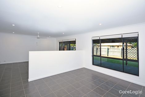 Property photo of 17 Gumtree Drive Urraween QLD 4655