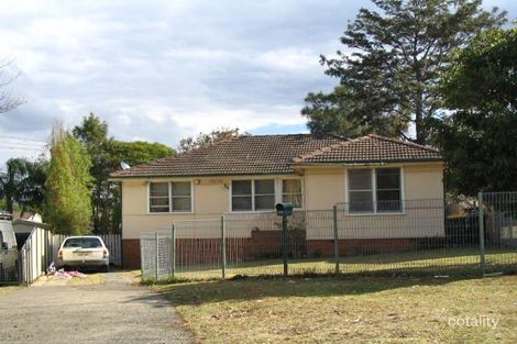 34 Barnes St, Warilla, NSW 2528