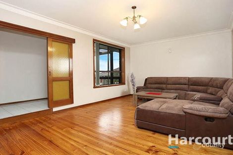 Property photo of 3 Sladen Close Thomastown VIC 3074