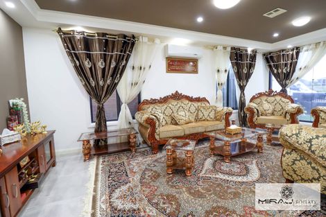 Property photo of 31 Katsura Retreat Roxburgh Park VIC 3064