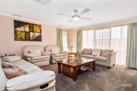 Property photo of 4 Daniel Court Langwarrin VIC 3910