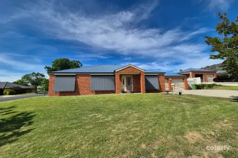 1 Carnoustie Ave, West Wodonga, VIC 3690
