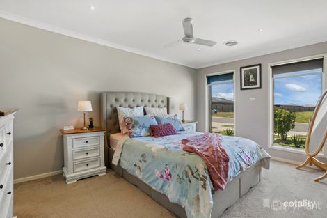 Property photo of 16 Cascade Avenue Wallan VIC 3756