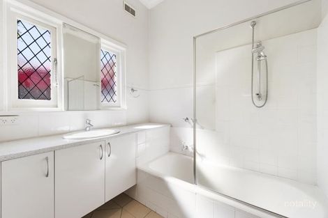 Property photo of 12 Sussex Road Caulfield South VIC 3162