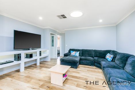 Property photo of 17 Tipuana Place Thornlie WA 6108