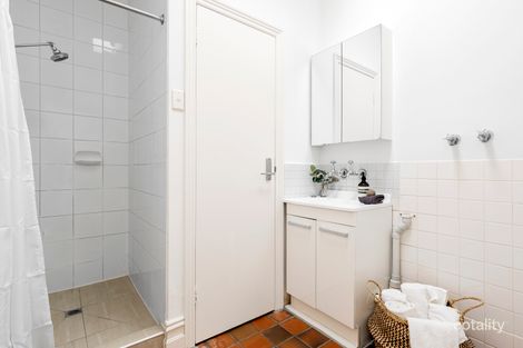 Property photo of 20 Davis Street Carlton North VIC 3054