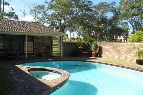 Property photo of 11 Fairburn Close Jewells NSW 2280