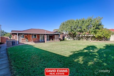 Property photo of 1 Haselmere Circus Rockingham WA 6168