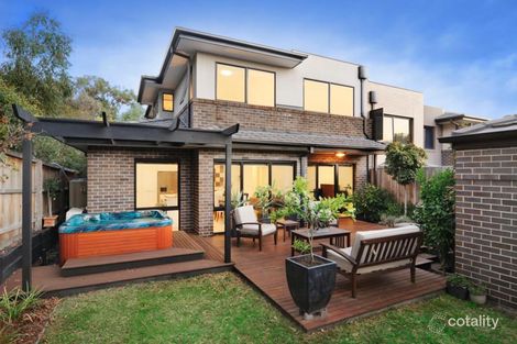 Property photo of 15 Cascade Walk Macleod VIC 3085