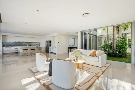 Property photo of 99 The Sovereign Mile Paradise Point QLD 4216