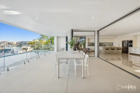 Property photo of 99 The Sovereign Mile Paradise Point QLD 4216