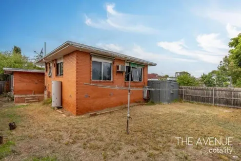 Property photo of 13 Rosina Drive Melton VIC 3337