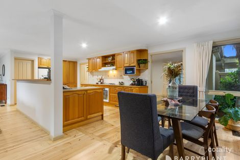 Property photo of 10 Karabil Close Scoresby VIC 3179