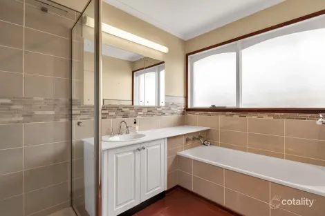 Property photo of 14 Wimmera Court Werribee VIC 3030