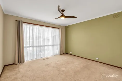 Property photo of 14 Wimmera Court Werribee VIC 3030