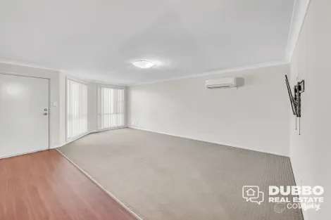 Property photo of 43 Catherine Drive Dubbo NSW 2830
