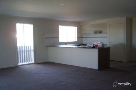 Property photo of 7 Raby Place Deer Park VIC 3023