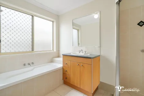 Property photo of 21 Ellen Circuit Springfield Lakes QLD 4300