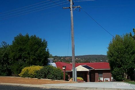 12 Tunnel Rd, Swan View, WA 6056