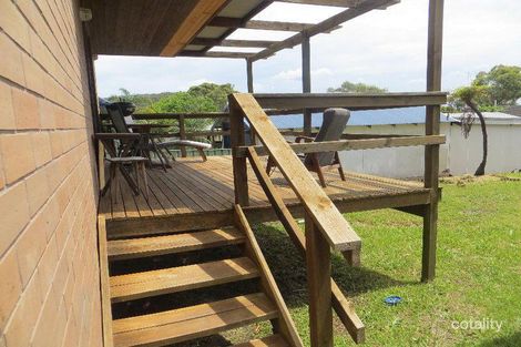 Property photo of 21 Civic Avenue Caves Beach NSW 2281