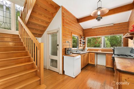 Property photo of 8 Maxwell Street Ashburton VIC 3147