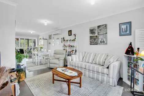 21 Acacia Lane, Ripley, QLD 4306