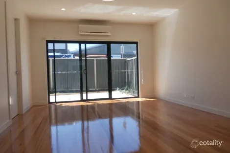 Property photo of 2/18 Lyking Street Pascoe Vale VIC 3044