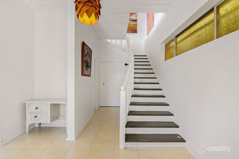 Property photo of 32 Heath Road Hardys Bay NSW 2257