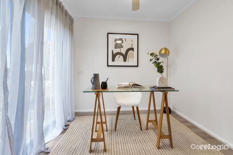 Property photo of 8 Fishcombe Court Moana SA 5169