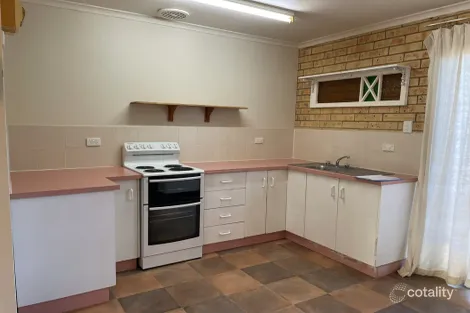 Property photo of 8/88 Walter Road Kingaroy QLD 4610