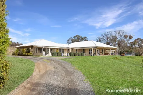 Property photo of 17 Robindale Court Robin Hill NSW 2795