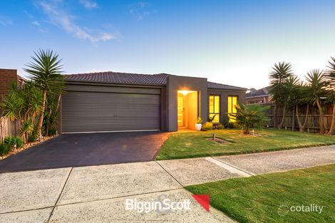 Property photo of 18 Vega Terrace Cranbourne VIC 3977