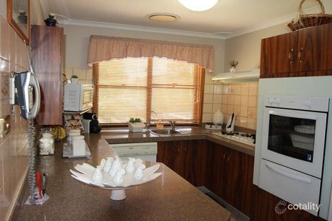 Property photo of 7 Emex Place Macquarie Fields NSW 2564