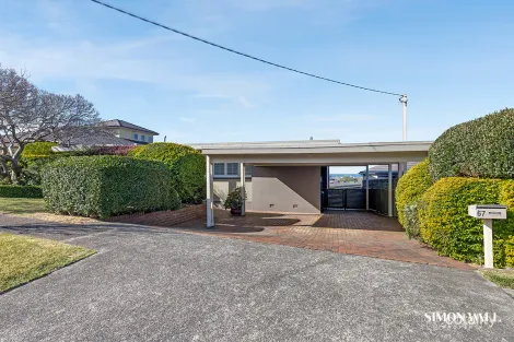 Property photo of 67 Rembrandt Drive Merewether Heights NSW 2291