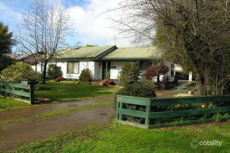 8 Ryan St, Mansfield, VIC 3722