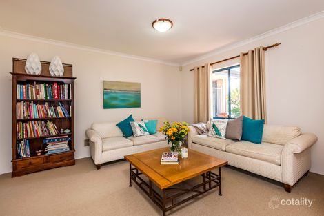 Property photo of 8 Houghton Close South Guildford WA 6055
