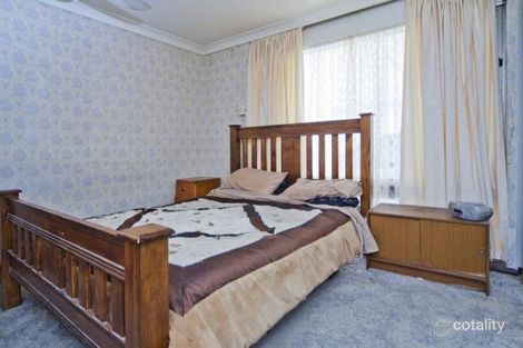 Property photo of 8 Edna Court Hackham SA 5163