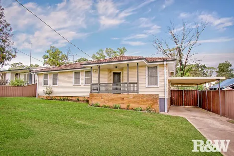 31 Torres Cres, Whalan, NSW 2770