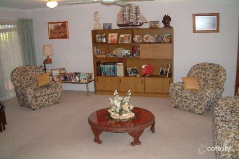 Property photo of 19 Bexley Place Helensvale QLD 4212